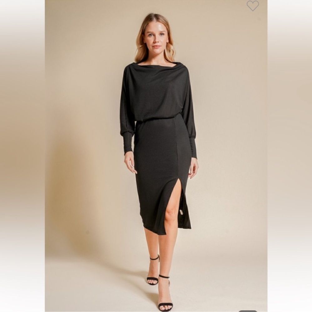 Hem and Thread Dolman Sleeve Ribbed Knit Long Sleeve Midi Dress Dark Green Small
